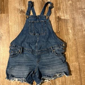 Isabel Maternity overall distressed shorts. Target. Size 12